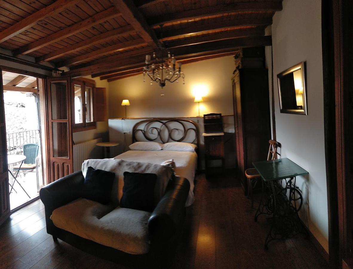 Alojamientos La Herrera San Esteban de la Sierra Exterior foto